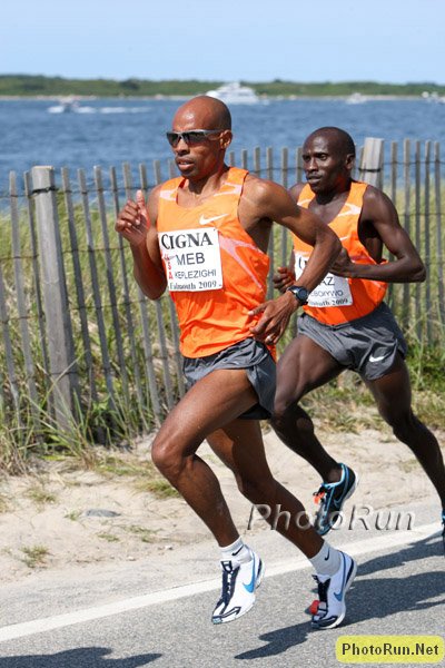 Keflezighi_Meb-Falmouth09.jpg