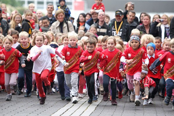 KidsStart1a-Frankfurt09.jpg