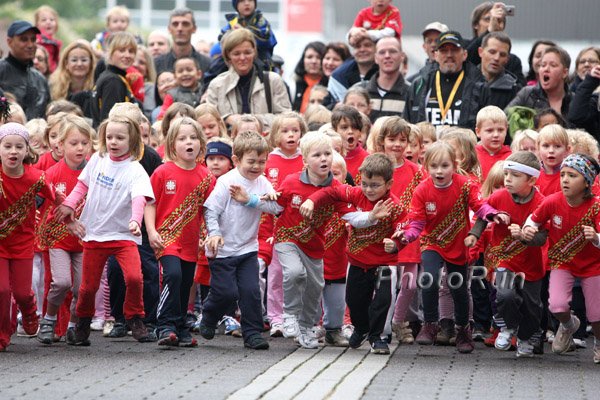 KidsStart1b-Frankfurt09.jpg