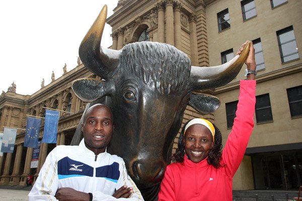 Kirwa-KipropBull1-Fr#8B9D99.jpg