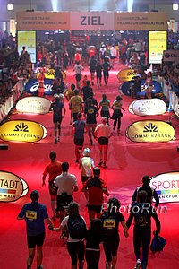FinishAreaV1-Frankfurt09.jpg