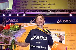 Zaituc_LuminitaA-Fra#8B5C2E.jpg