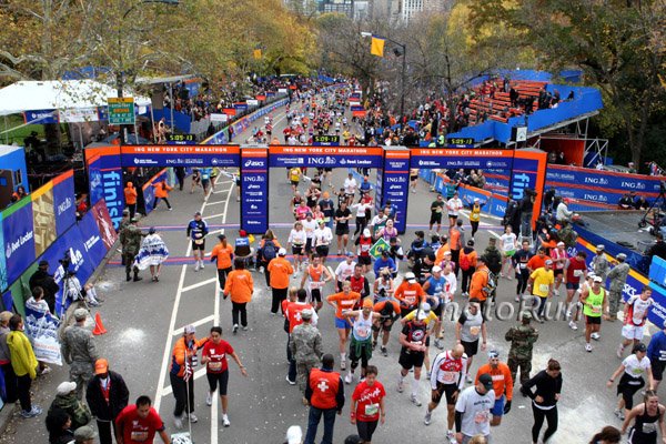 FinishLineFull-NYC09.jpg