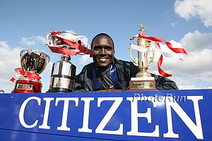 Tergat3Trophy-LakeBiwa09.jpg
