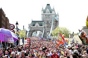 TowerBridgeMassesH-London09.jpg