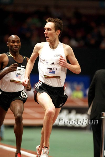 Willis-Lagat1-Millrose09.jpg