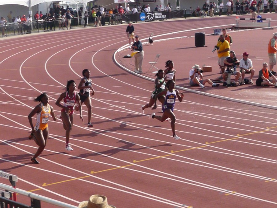 2009 NCAA Outdoor Day 2 011.JPG