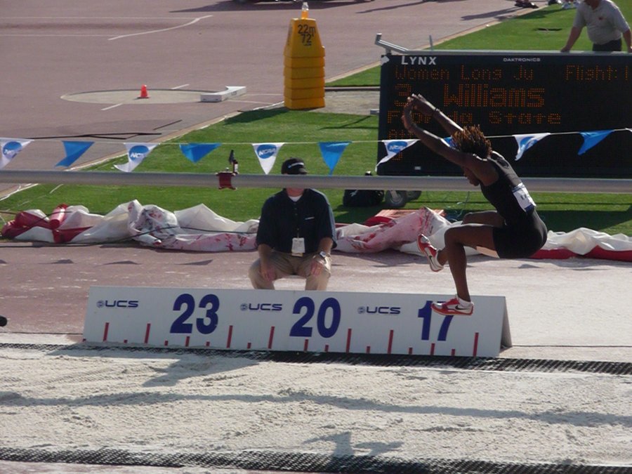 NCAA 2009 Outdoor Day 2 033.JPG