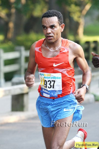 Nigusse_Ketema-NYHalf09.jpg