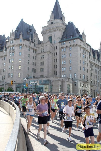 ChateauV-Ottawa09.jpg