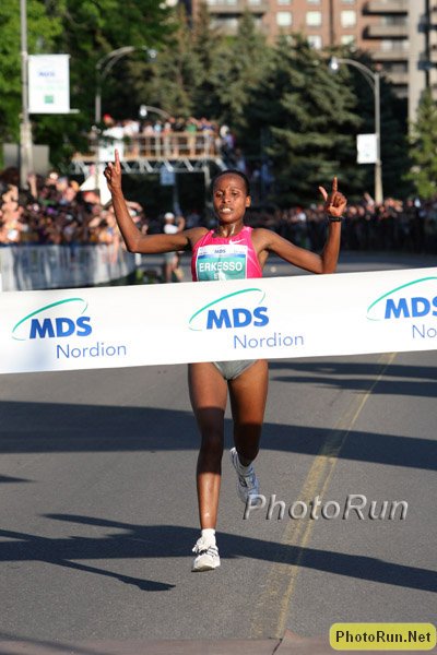 Erkesso_TeybaFV-Ottawa10k09.jpg