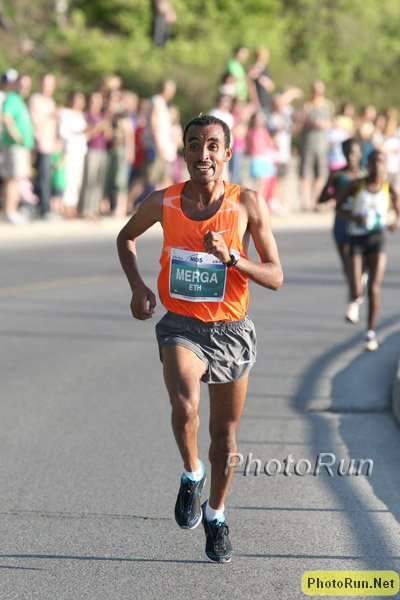 Merga_Deriba-Ottawa09.jpg