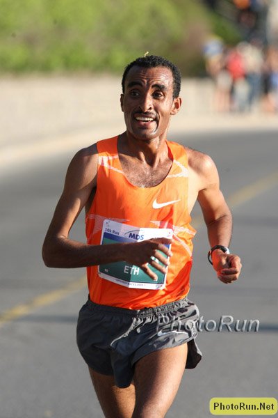 Merga_Deriba1-Ottawa09.jpg