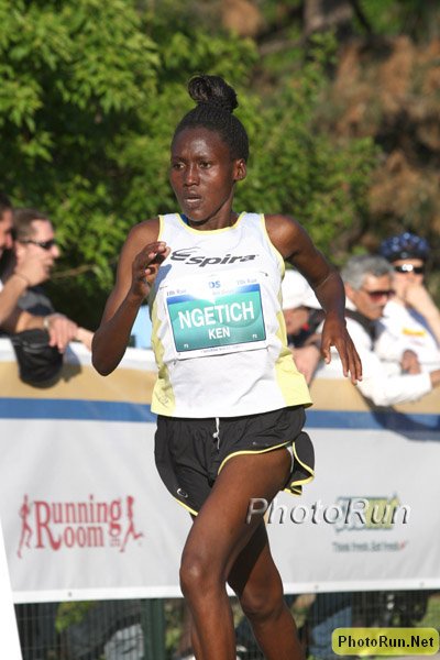 Ngetich_Hyvon_Ottawa09.jpg
