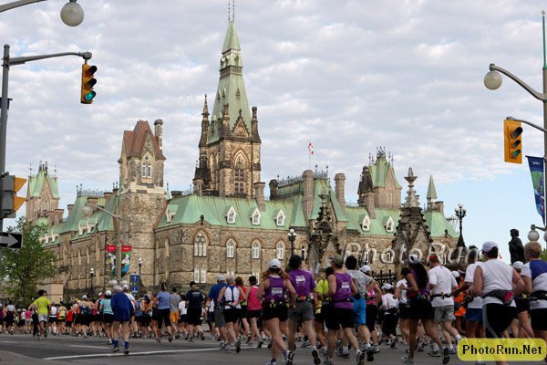 Parliament1a-OttawaM09.jpg