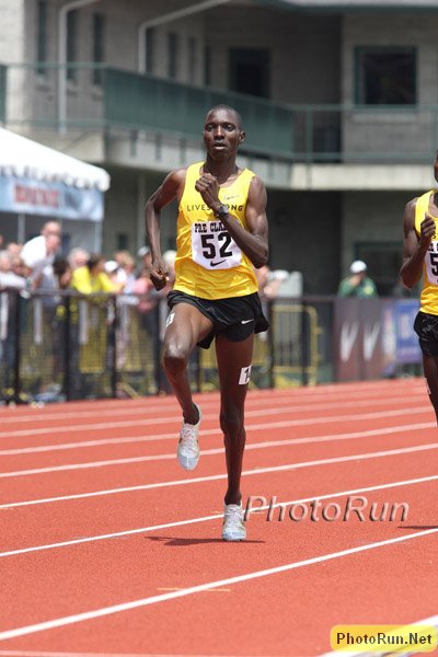 Kiprop_Asbel-Pre09.jpg