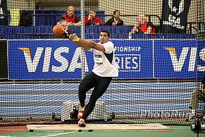Porter_Garland1_USIndoor09_1.Jpg