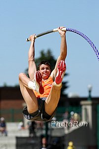 Miles_Derek1c_US09.jpg