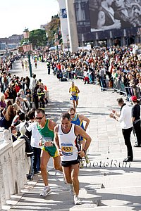 HighStepping1a-Venice09.jpg