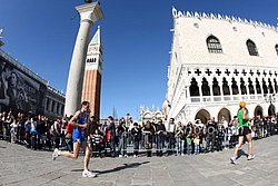 Piazza_San_Marco1a-Venice09.jpg