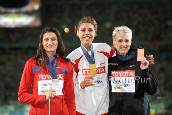 W-HighJump-Awards_WCh09.jpg