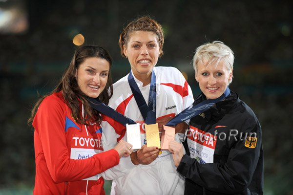 W-HighJumpM_WCh09.jpg