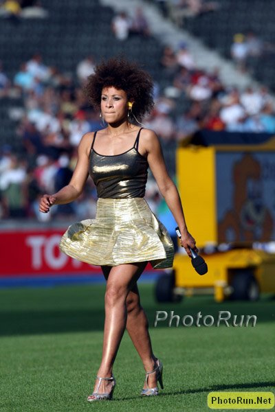 Singer-WC09.jpg