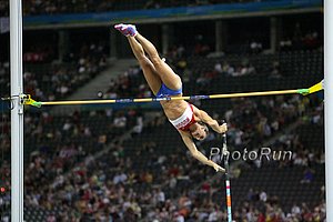 Isinbayeva_YelenaQ-WChs09.jpg