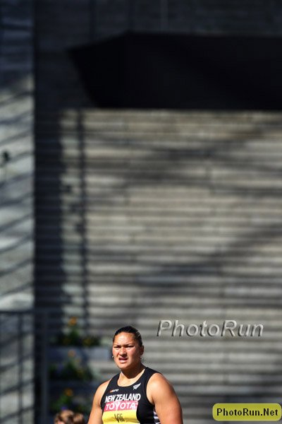 Vili_ValerieQ-WChs09.jpg