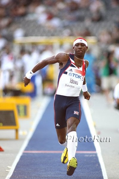 Idowu_PhilipsQ-WCh09.jpg