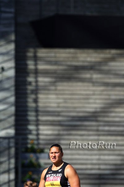 Vili_ValerieQ-WChs09.jpg