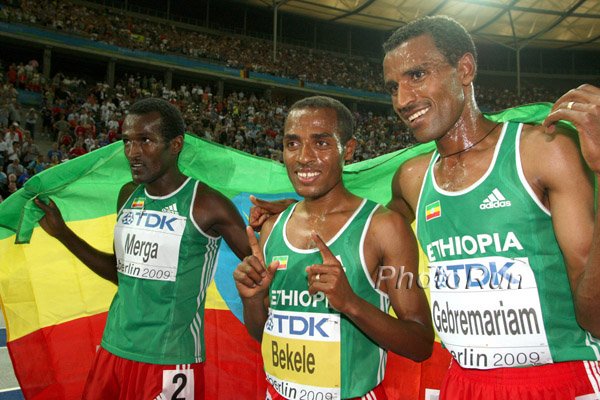 Bekele_KenenisaFL-WC09.jpg