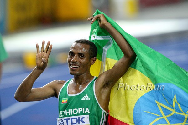 Bekele_KenenisaR-WChs09.jpg