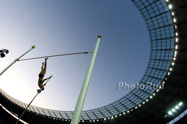 PoleVault1a-WC09.jpg