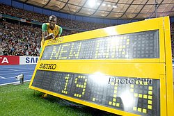Bolt_UsainWR1919b-WC09.jpg
