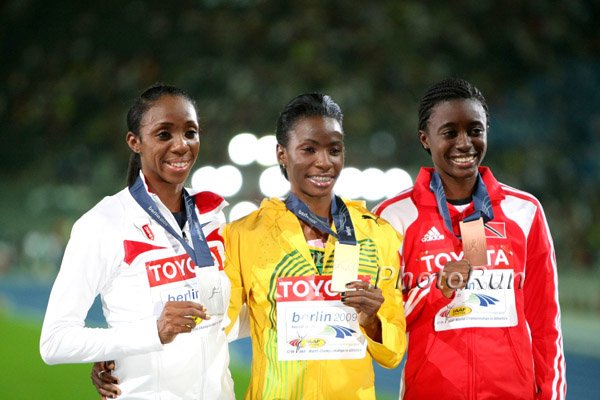 W400H-Awards-WChs09.jpg