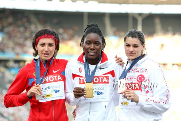W-TripleJump-Awards-WC09.jpg