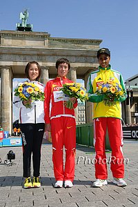 W-Marathon-Awards-WChs09.jpg
