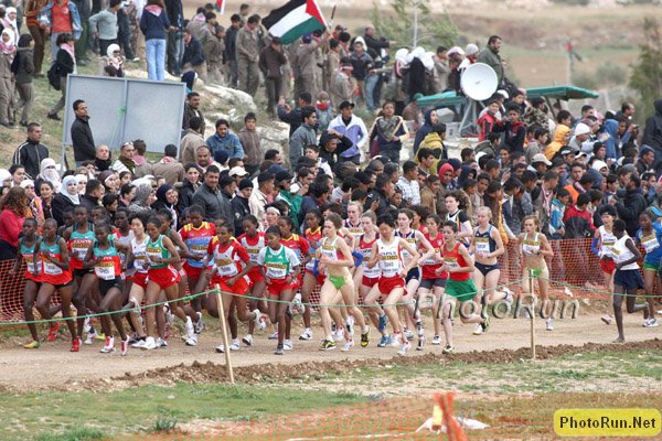 JrWomenLeaders1-WorldXC09.jpg