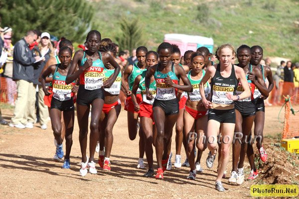 WomenLeaders1b-WorldXC09.jpg