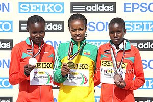 JrWomenAwards1a-WorldXC09.jpg
