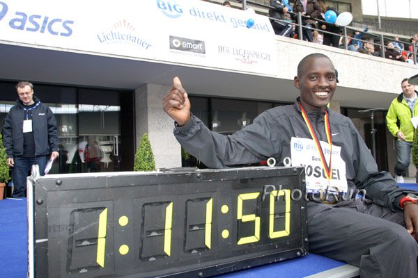 Kosgei_SamuelWR1-Ber#B8619C.jpg