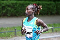 Keitany_MaryH-Berlin25k10.jpg