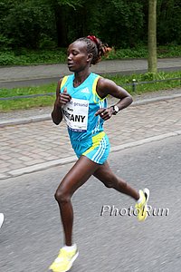 Keitany_MaryM1-Berlin25k10.jpg