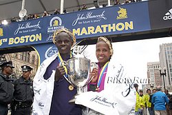 Cheruiyot-ErkessoA-Boston10.jpg