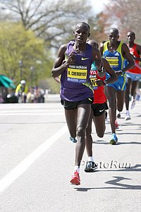 CheruiyotLeads-Boston10.jpg