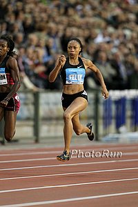 Allyson Felix Wins 200m