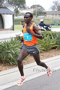 Kipchoge_Eluid1c-Carlsbad10.jpg