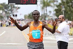 Kipchoge_EluidR_Carlsbad10.jpg