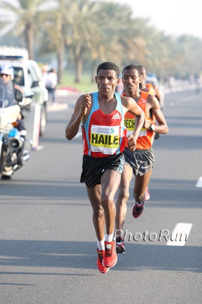 Gebrselassie-Dechase-Wendimu1-Dubai10.JPG